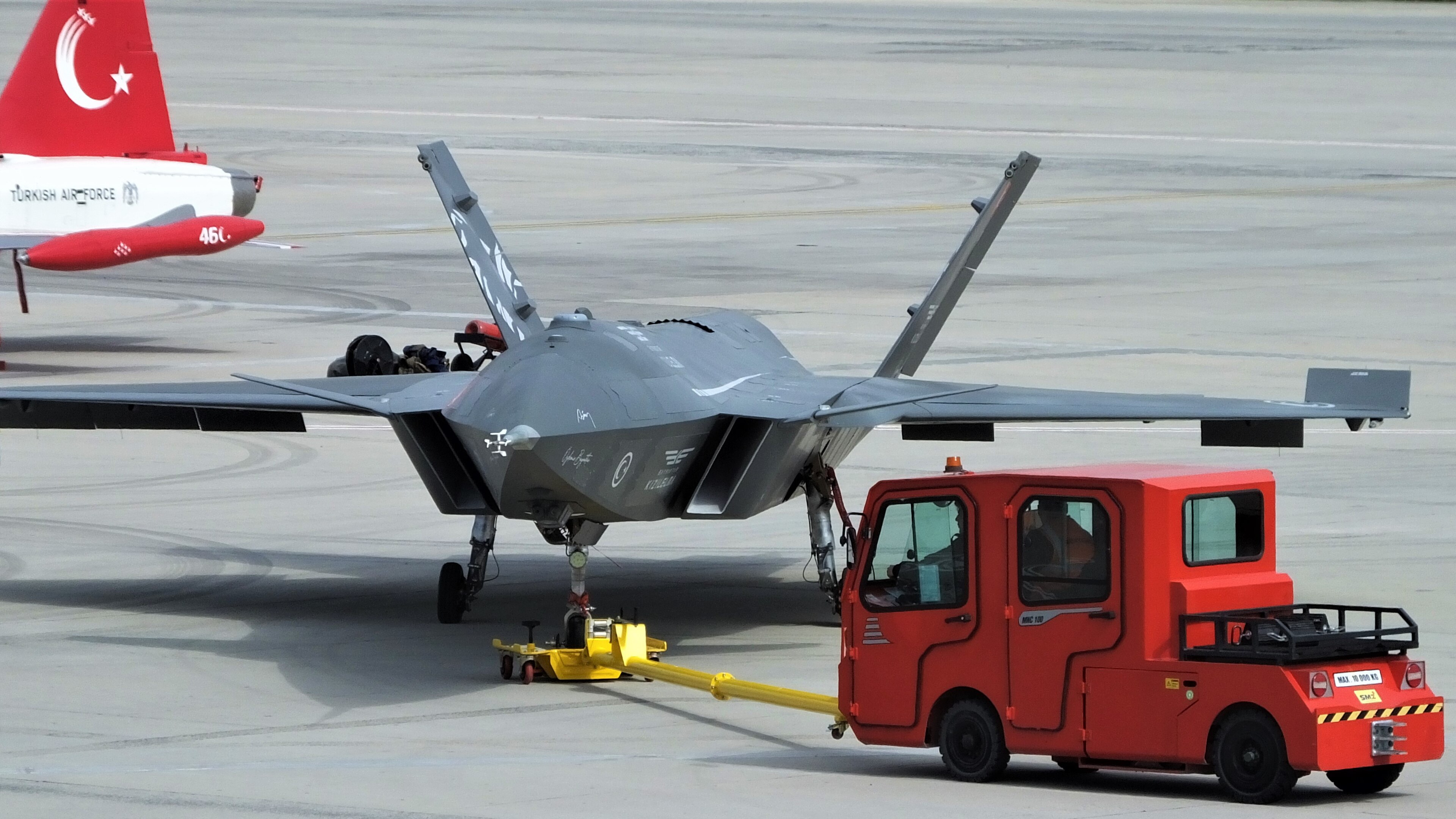 Berlin Air Show Ignites German CCA Drone Wingman Competition