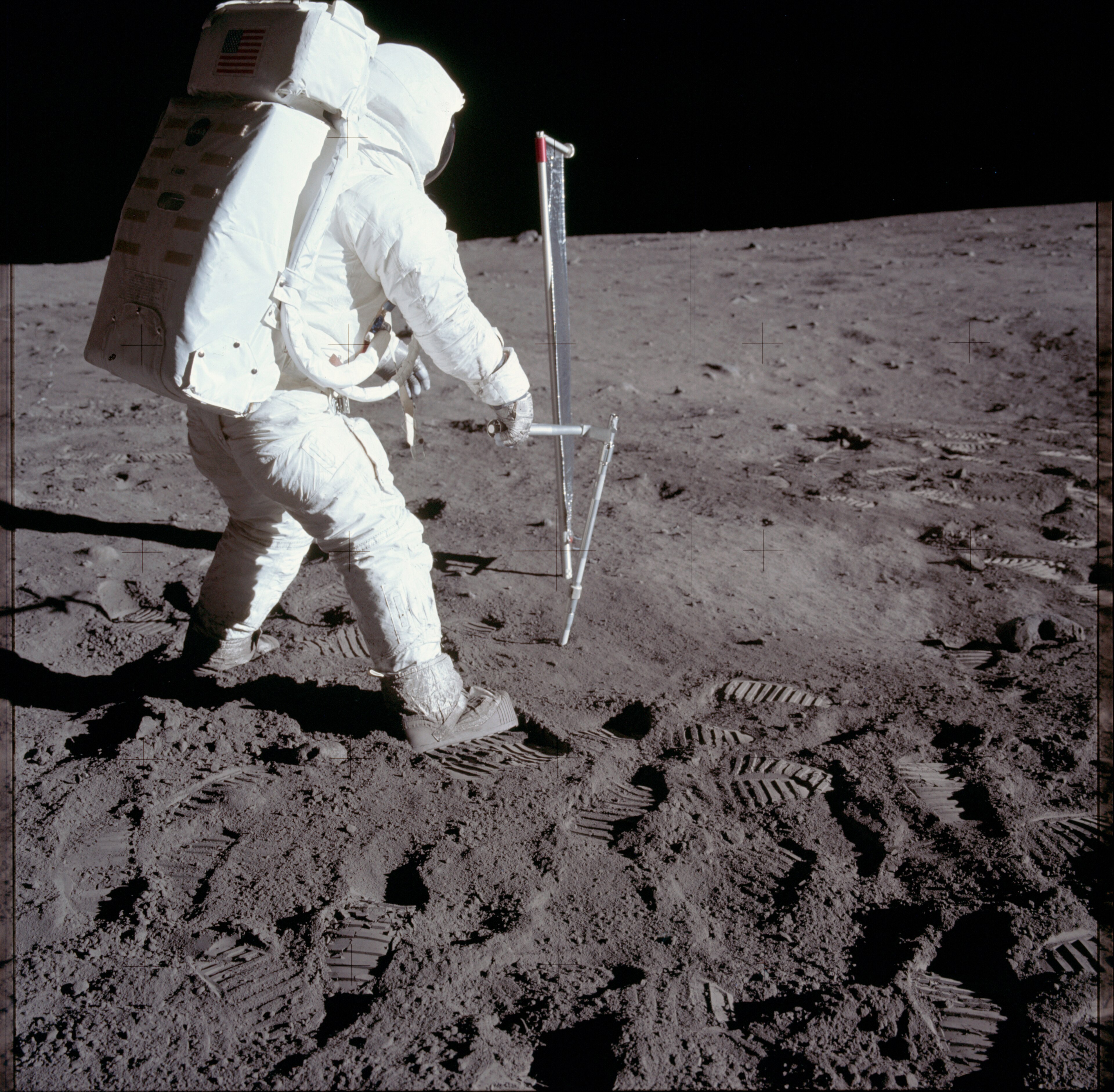 Army Colonel Joins Artemis III: Military's Lunar Role Grows
