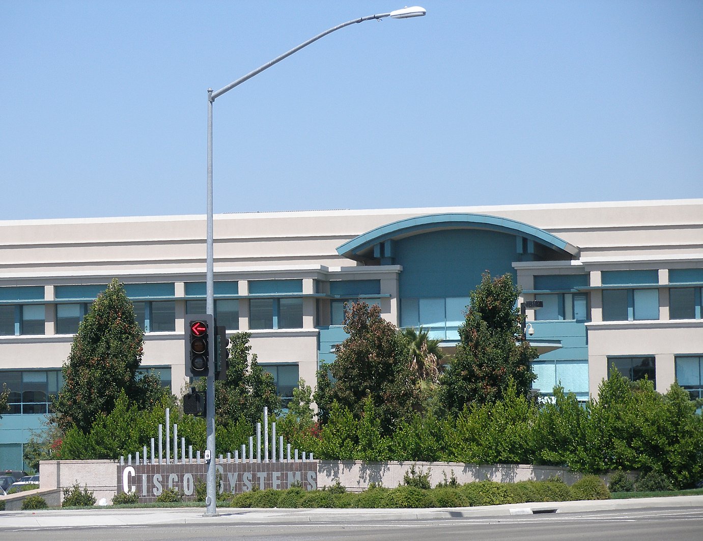 Cisco Patches Critical Secure Workload Flaw Granting Admin Access